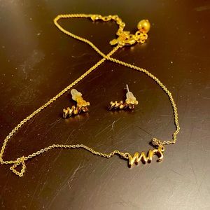 Kate spade “Mrs” set